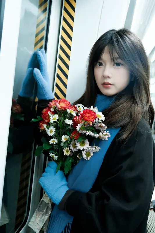 [YITUYU艺图语]2025.02.26 等你的列车 欣欣 5